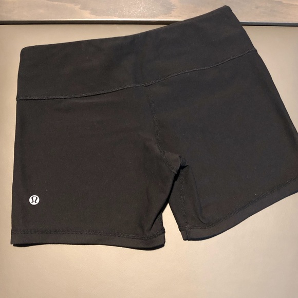 lululemon athletica Pants - Lululemon shorts, black size 6